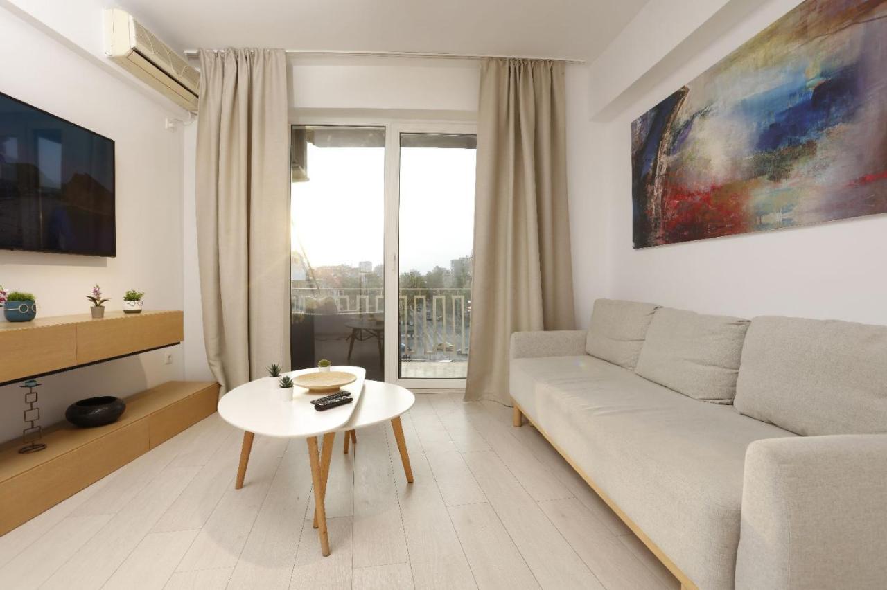 2 Bedroom Apartment With Amazing View In City Center Bukarest Eksteriør billede