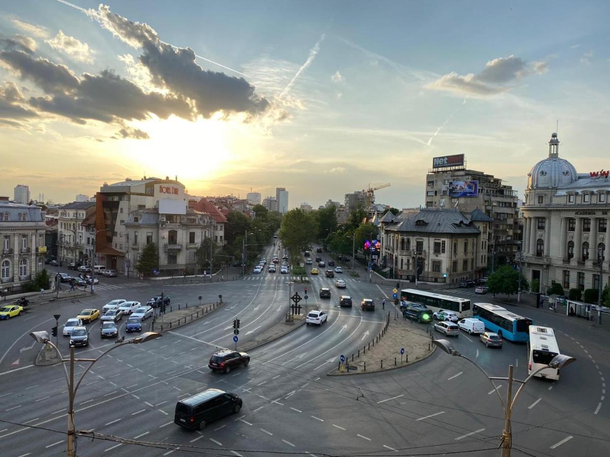 2 Bedroom Apartment With Amazing View In City Center Bukarest Eksteriør billede